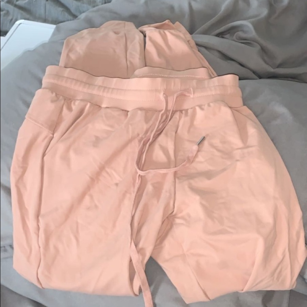 Buffbunny joggers